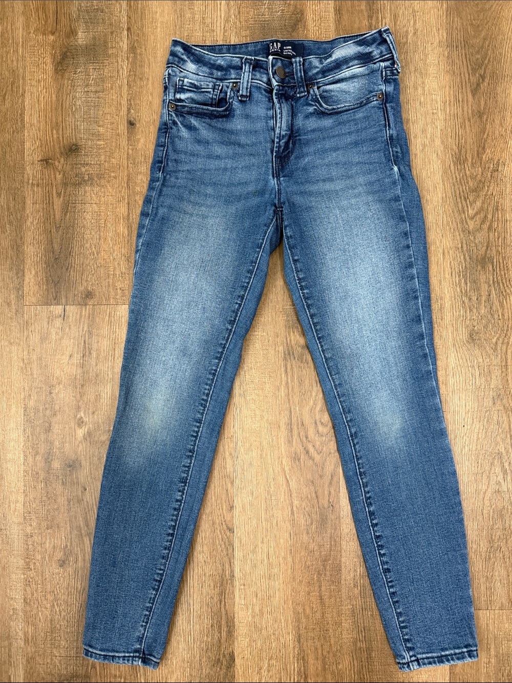 Gap Women’s 0 25R Universal Skinny Jeans Medium Wash Stretch Denim